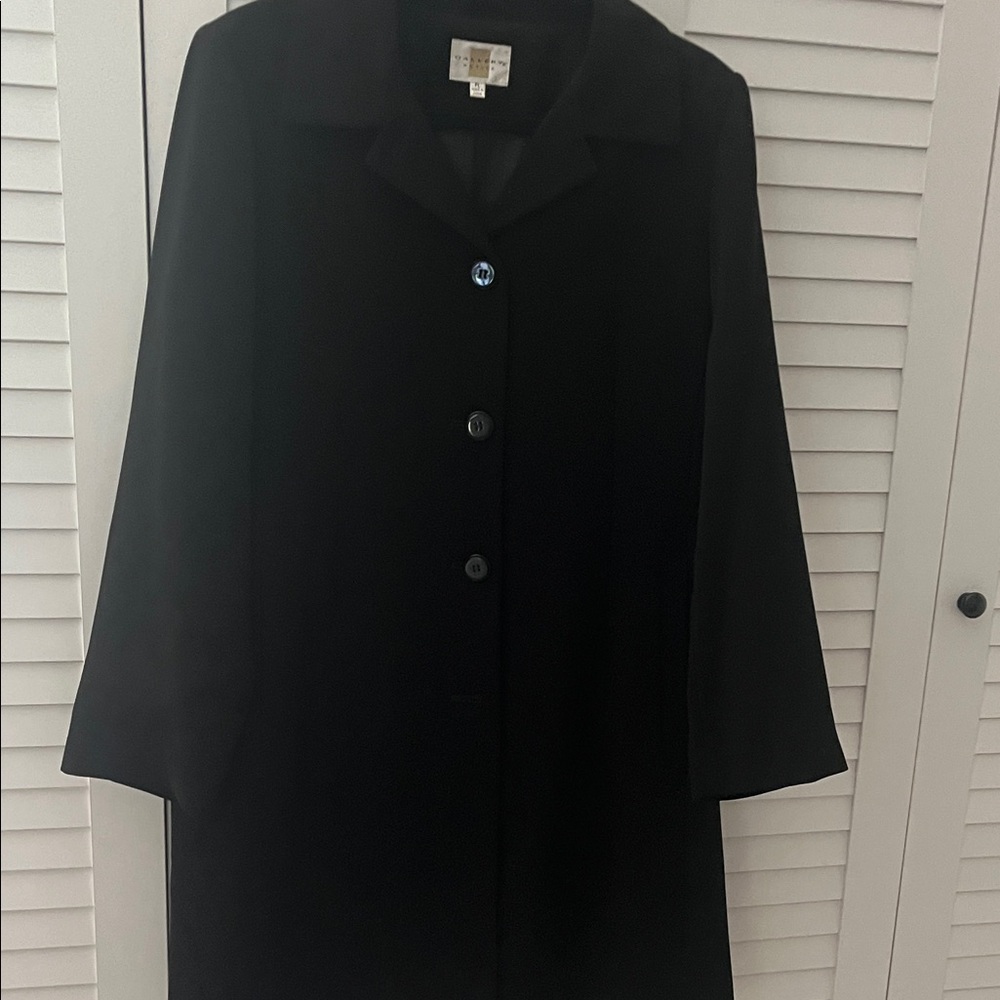 Gallery Lightweight Petite Black Outerwear